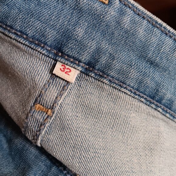 Levis Womens 32 Shorts Denim Jean Rolled Cuff Boyfdriend Stretch - Picture 4 of 5